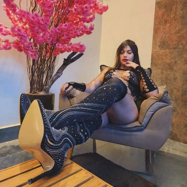 Acompanhante Terapeuta Line Souza em Brasília, Distrito Federal - fotos reais no Desejo Capital